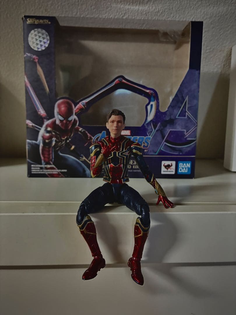 アベンジャーズエンドゲーム　アイアンスパイダーマン