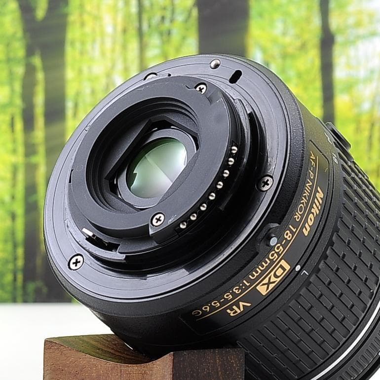 ショット数3022枚！最新機種！Bluetooth搭載☆ニコン D3500