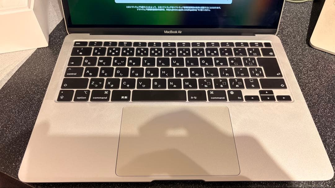 液晶割れ MacBookAir M1モデル 8GB 256GB 97%
