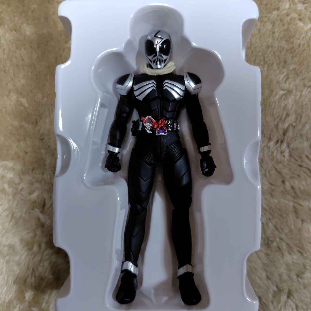 s.hフィギュアーツ真骨彫 仮面ライダースカル