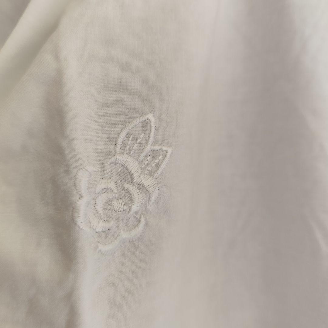 イギリスVintage　薔薇モチーフ　カットワーク　カーテン　180×180