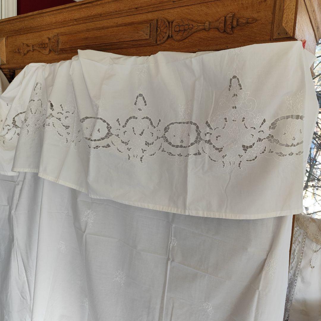 イギリスVintage　薔薇モチーフ　カットワーク　カーテン　180×180