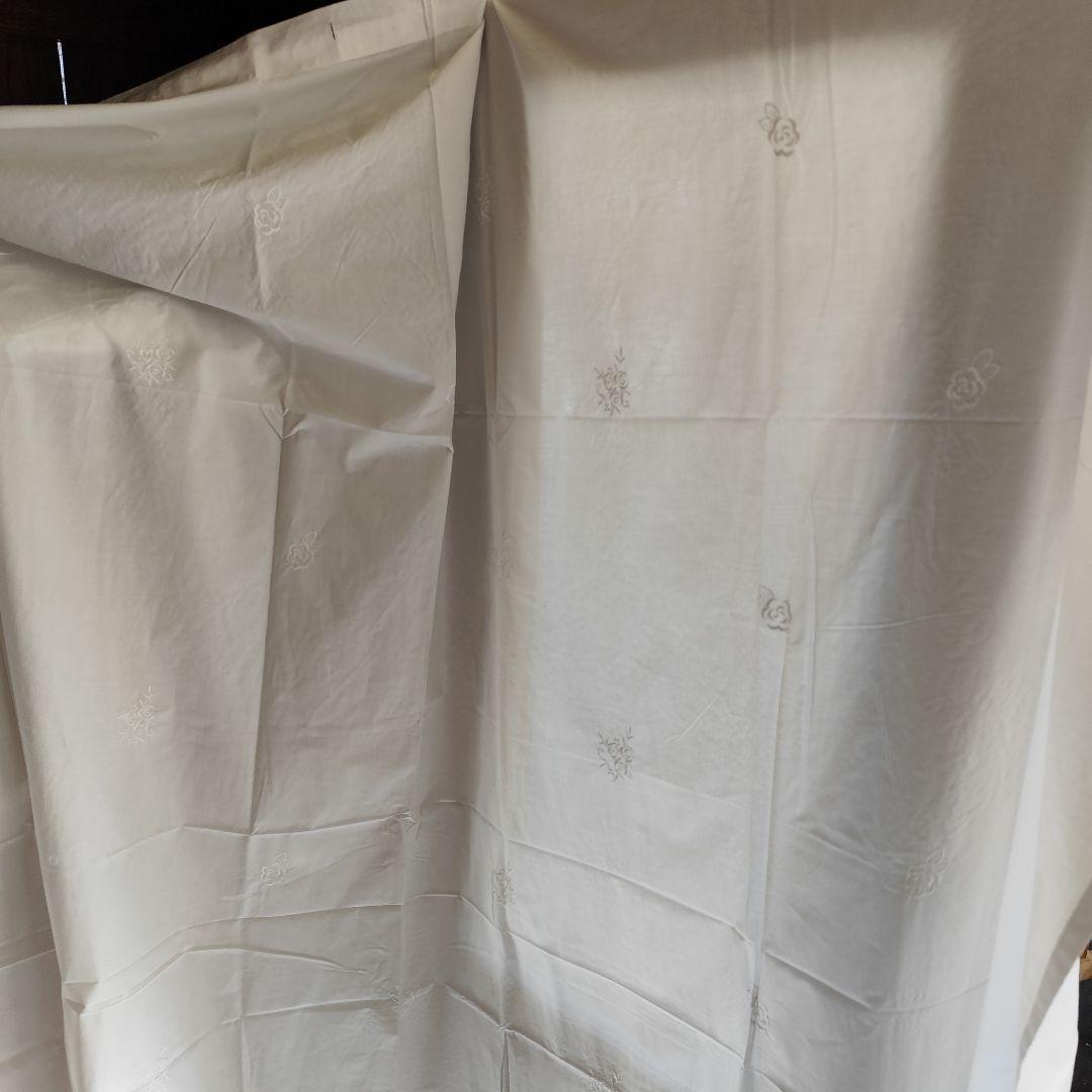 イギリスVintage　薔薇モチーフ　カットワーク　カーテン　180×180