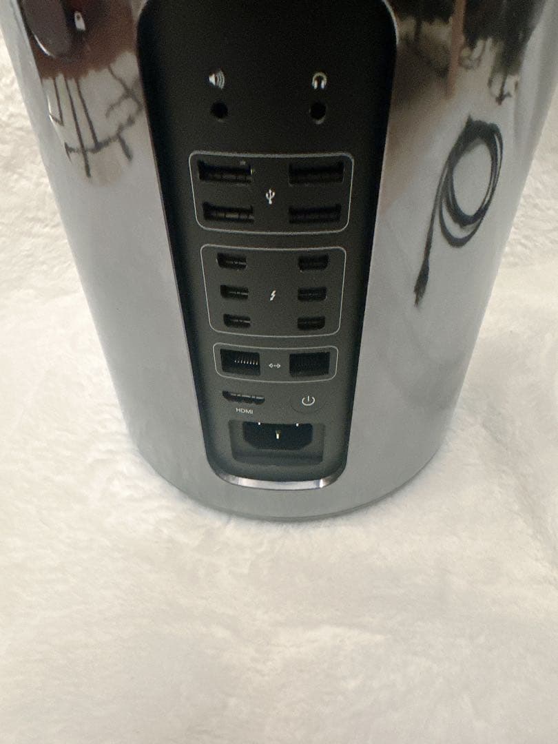 Apple Mac Pro 2013 美品