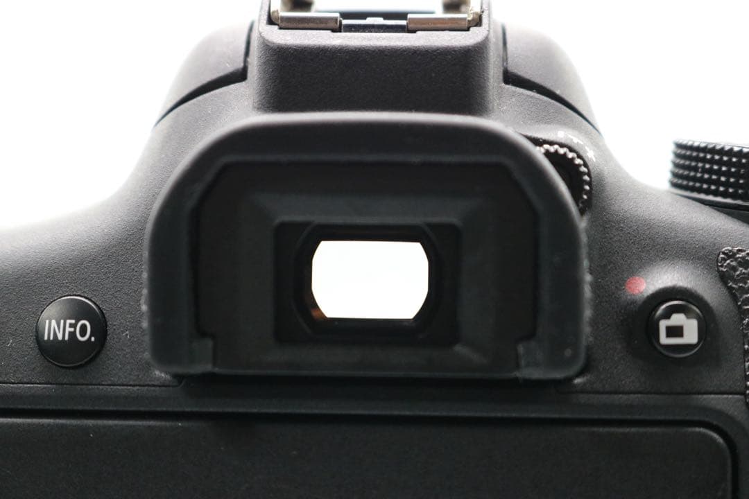 美品 【Canon EOS Kiss X8i ダブルレンズセット】 安心保証あり