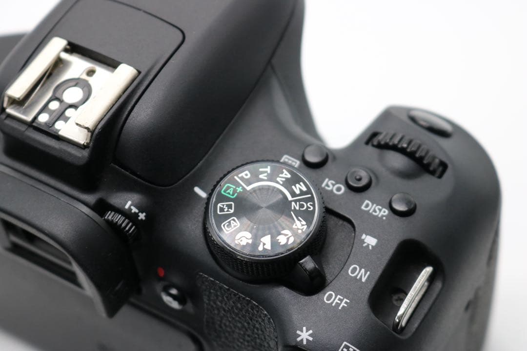 美品 【Canon EOS Kiss X8i ダブルレンズセット】 安心保証あり