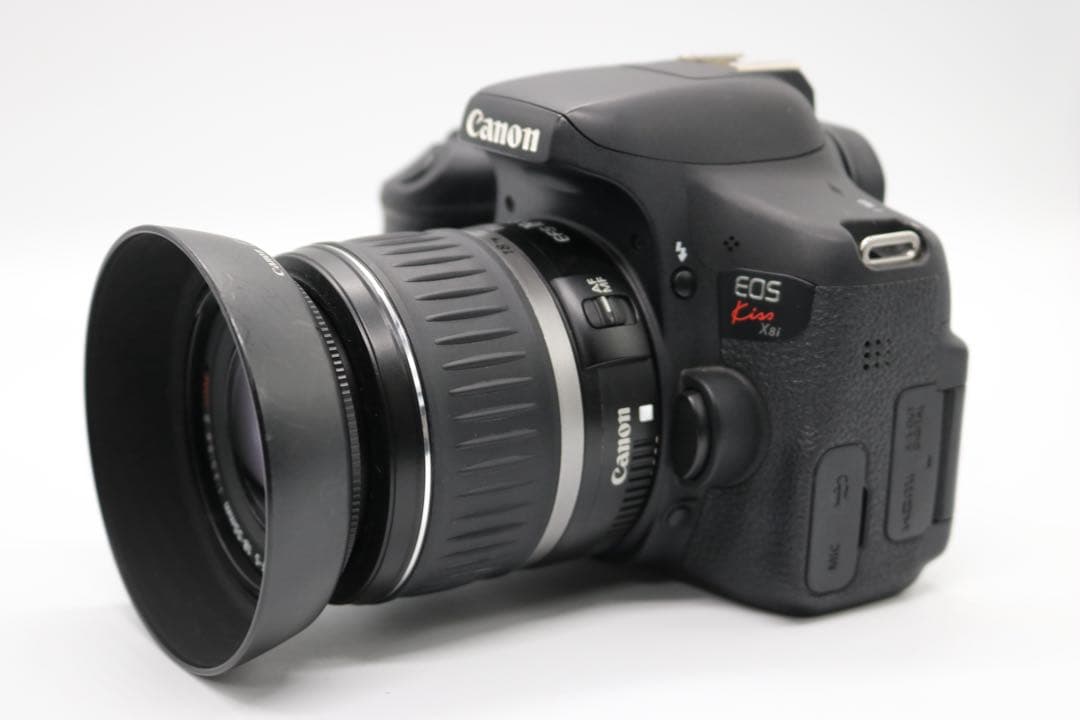 美品 【Canon EOS Kiss X8i ダブルレンズセット】 安心保証あり