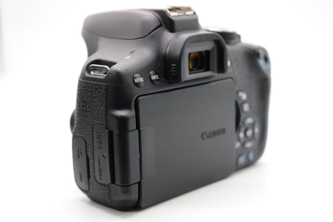 美品 【Canon EOS Kiss X8i ダブルレンズセット】 安心保証あり