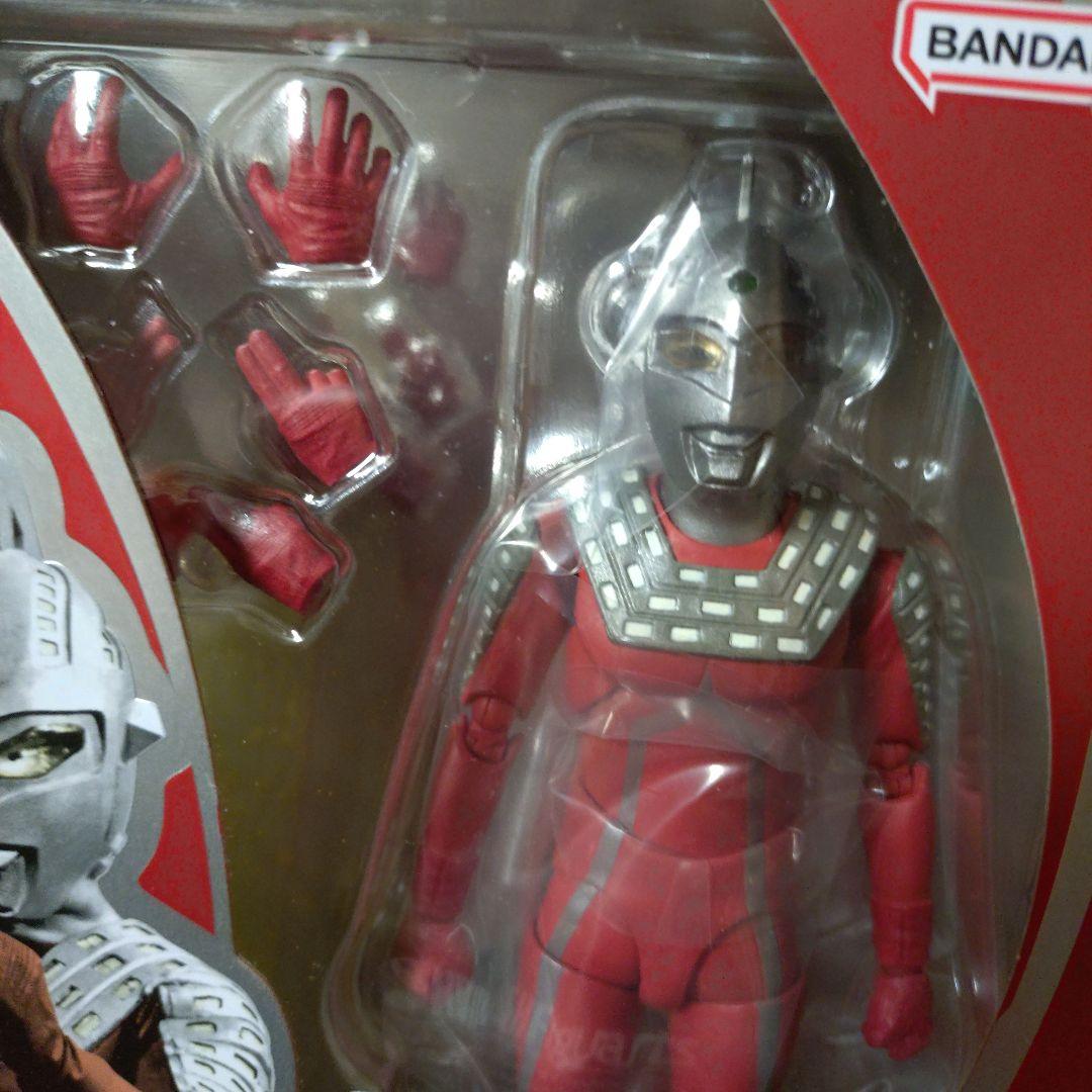 BANDAI NAMCO ウルトラセブン アクションフィギュア