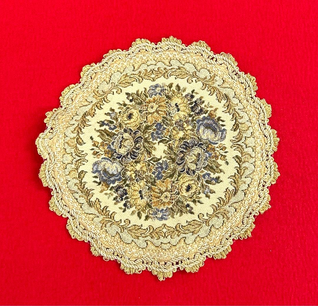 イタリア製　カポディモンテ　陶器　陶花　バラ　インテリア　ゴブラン織　花敷