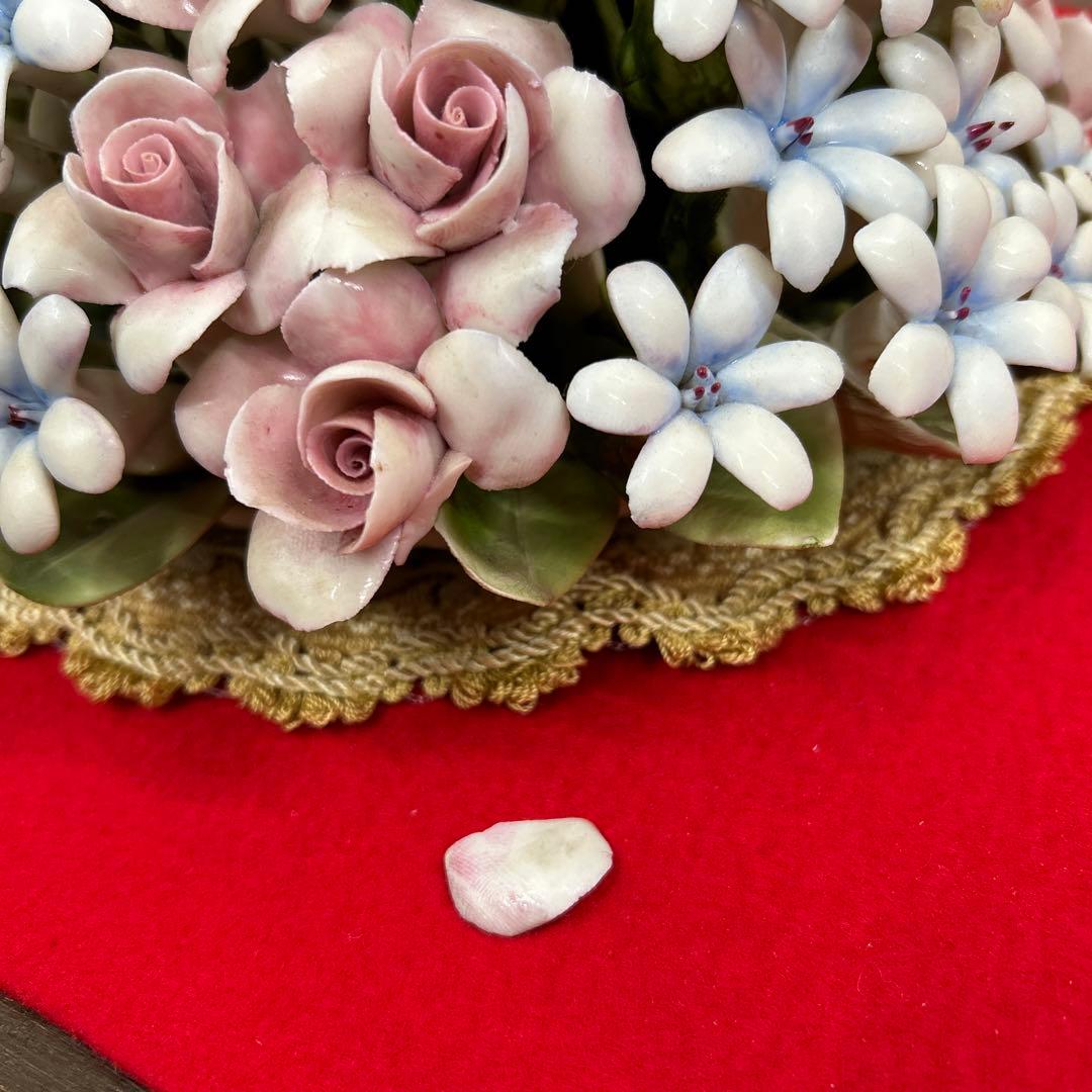 イタリア製　カポディモンテ　陶器　陶花　バラ　インテリア　ゴブラン織　花敷