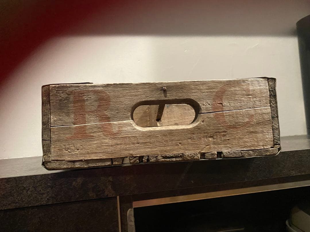 ロイヤルクラウンコーラ　木箱