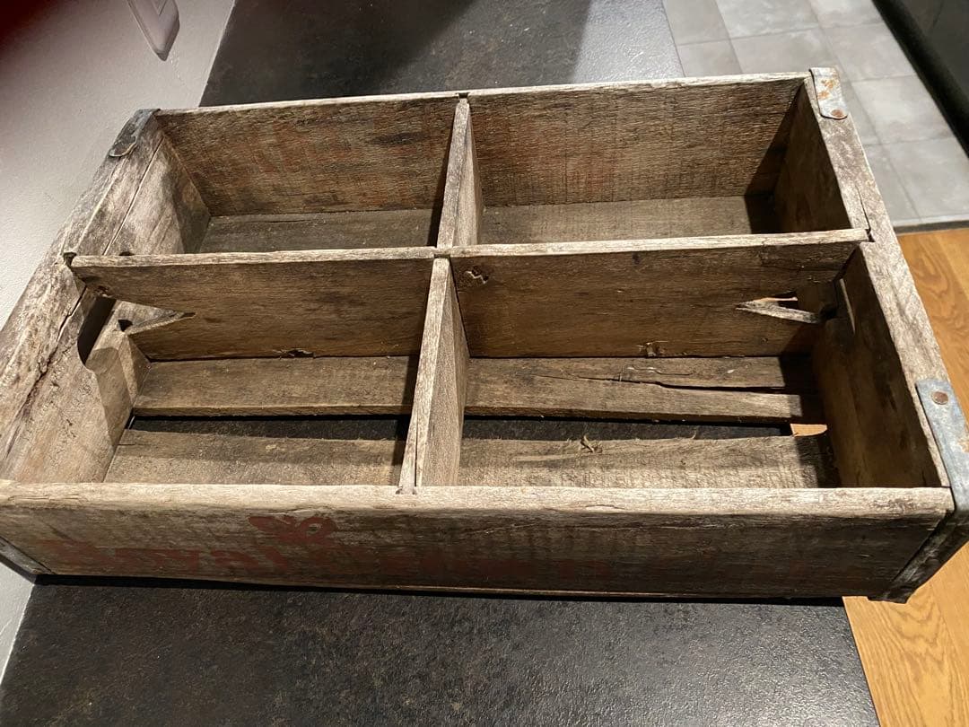 ロイヤルクラウンコーラ　木箱