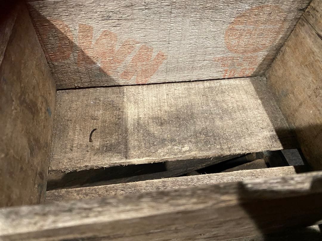 ロイヤルクラウンコーラ　木箱