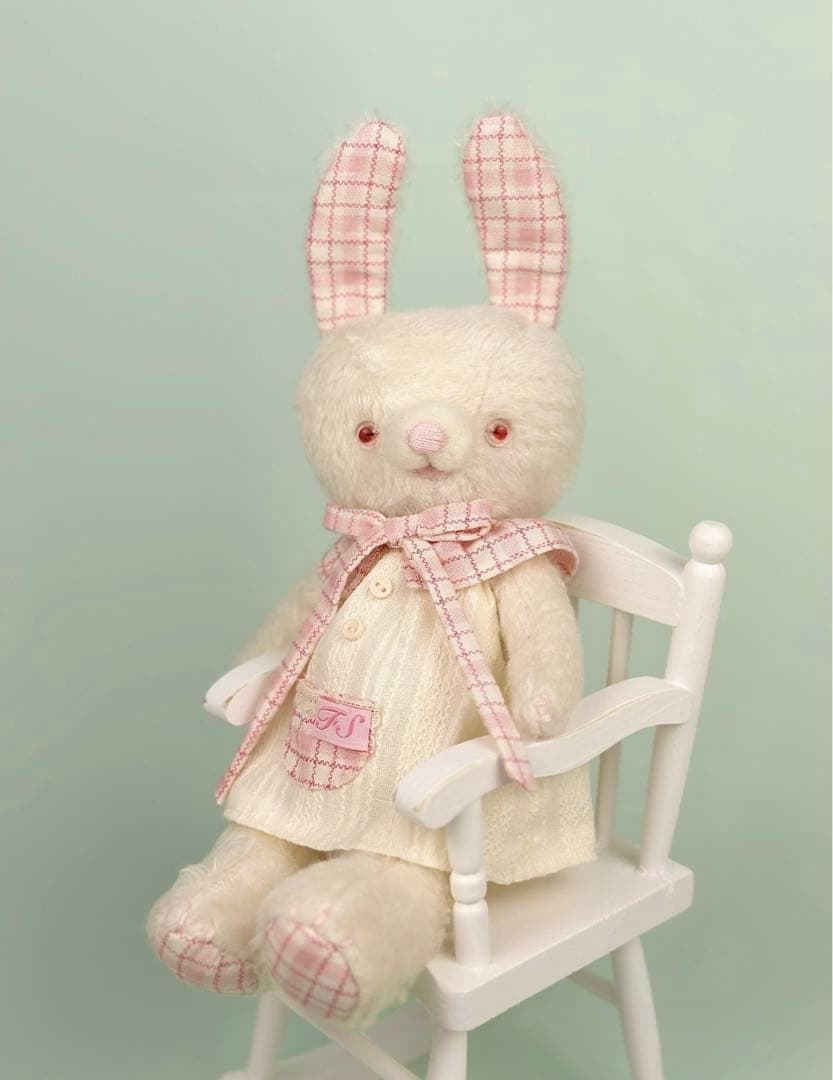 ラブリーベイビーバニー うさぎ 兎 海外作家様 ハンドメイド ぬいぐるみ