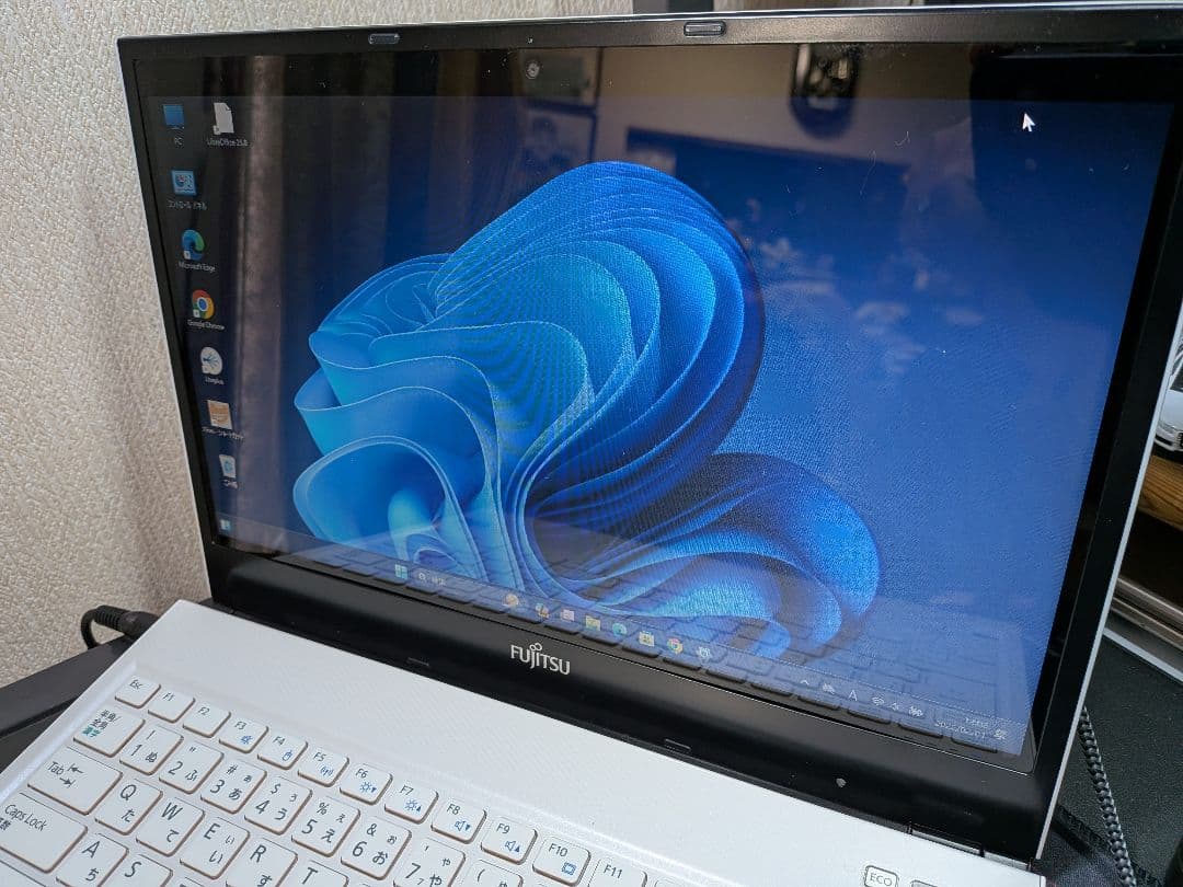 富士通 LIFEBOOK SH54/K モバイルノート美品! Windows11