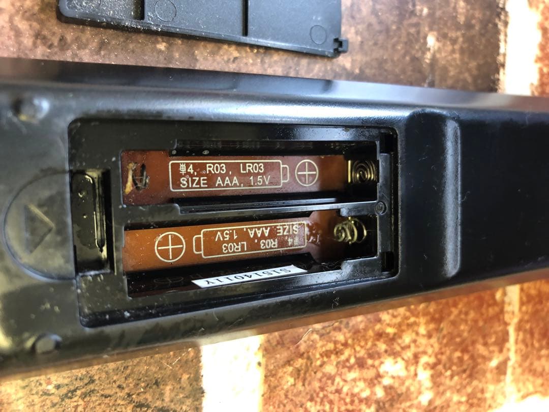 SHARP LC-32W25 32インチ液晶テレビ　2016年製　(160)