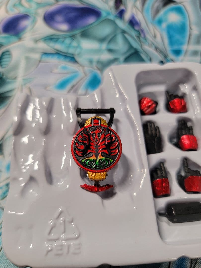 仮面ライダーオーズ タジャドルコンボエタニティ S.H.Figuarts