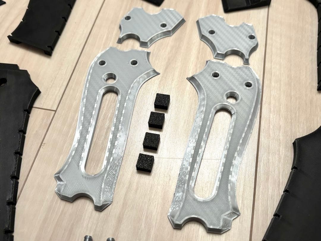 (未組立）RE9 強化手斧 （非金属、殺傷能力なし）