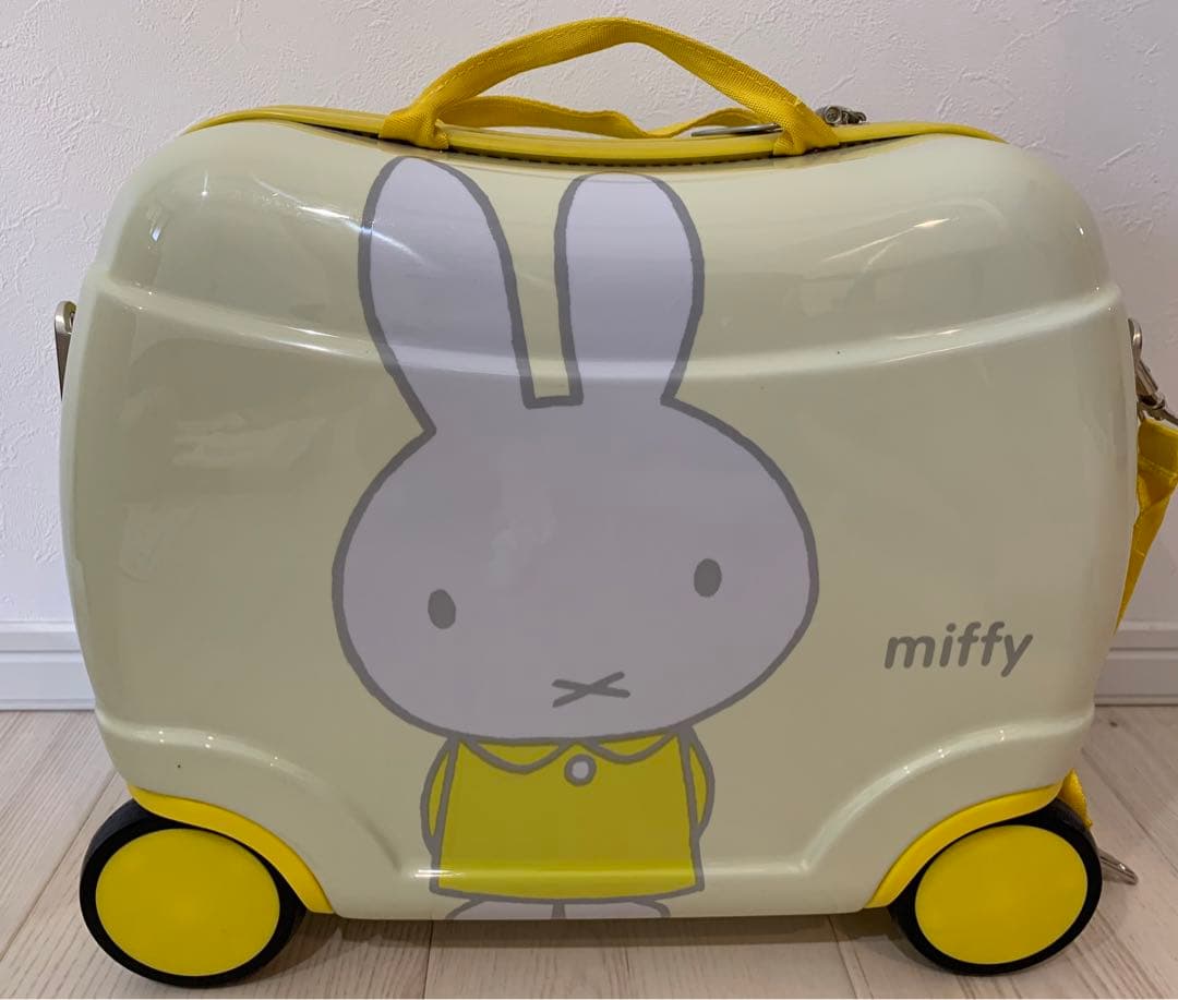 《入手困難品 レア　美品》ミッフィー トランクケース リトローリー　miffy
