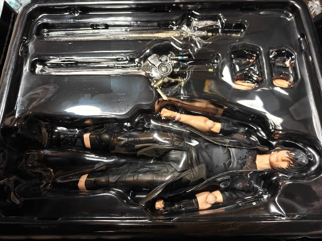 FINAL FANTASY XV ノクティス フィギュア