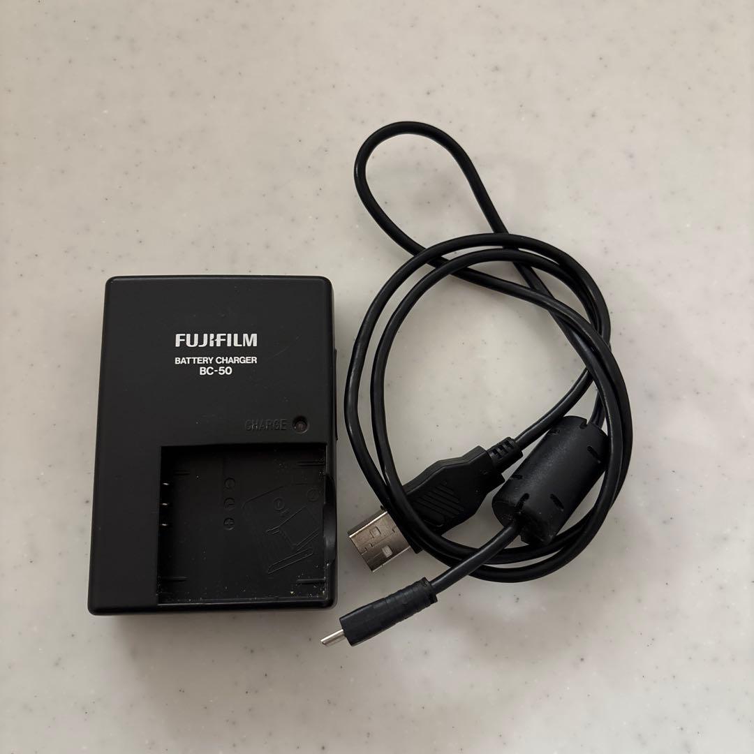 Fujifilm FinePix F60fd 12.0メガピクセル