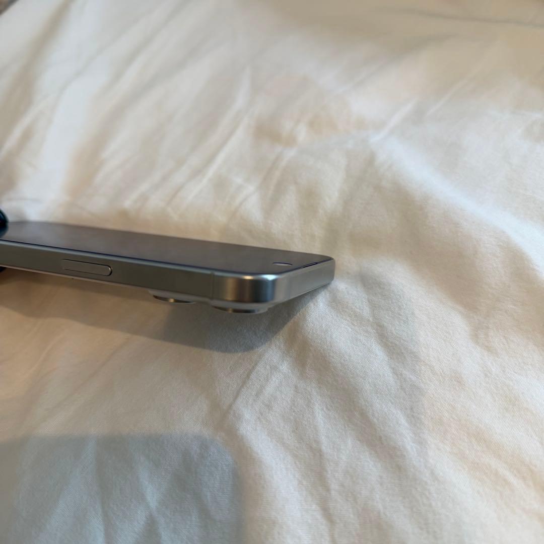 iPhone15pro 512gb ホワイト