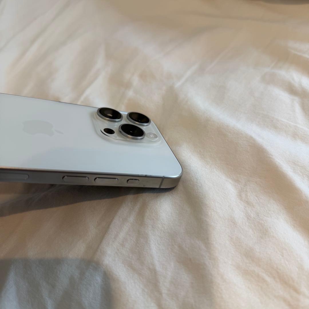 iPhone15pro 512gb ホワイト