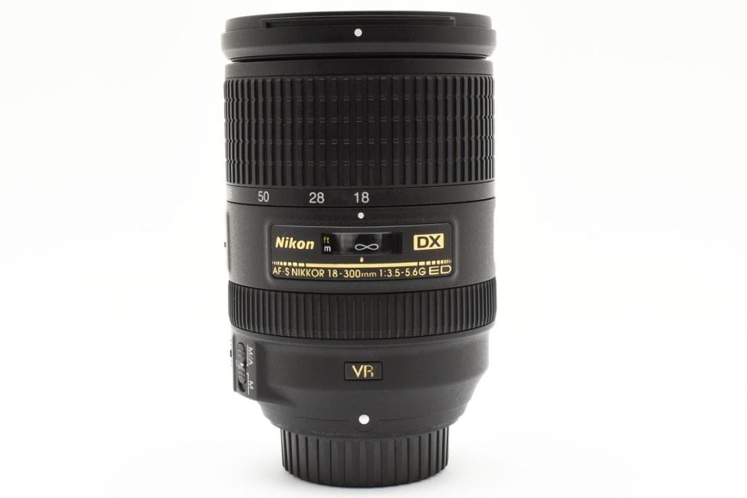 動作品 Nikon AF-S 18-300mm F3.5-5.6 DX VR