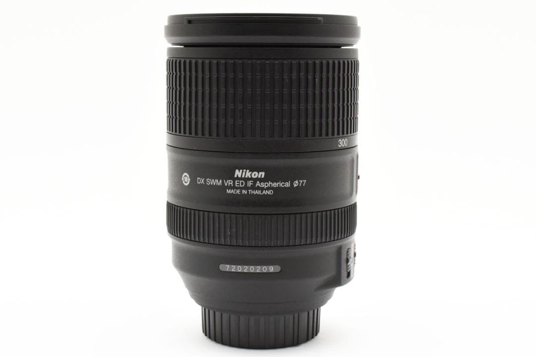 動作品 Nikon AF-S 18-300mm F3.5-5.6 DX VR
