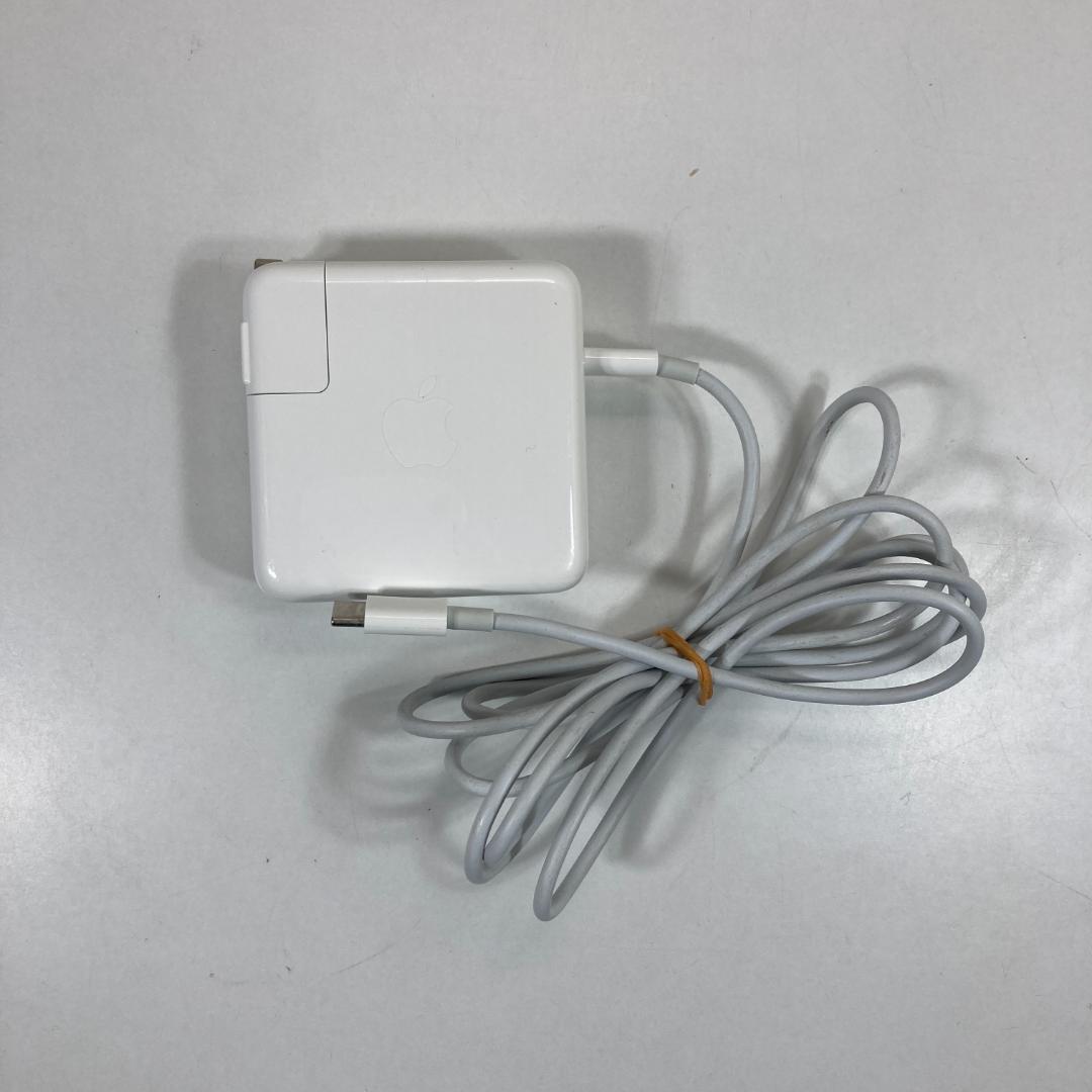 Apple MacBook Pro M1 ノートパソコン （A16）