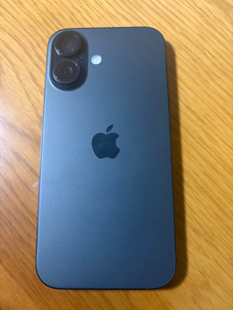バッテリー100% iPhone16 125GB ブラック
