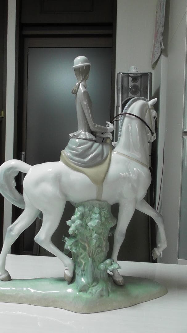 LLADRO　リヤドロ　【白い馬の少女】9　45ｃｍ　リアドロ 　　L473