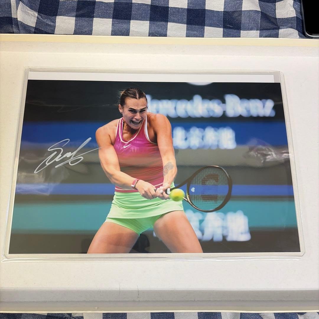 女子テニス チャンピオン　アリーナ・サバレンカ 直筆サイン入りフォト　証明書付き