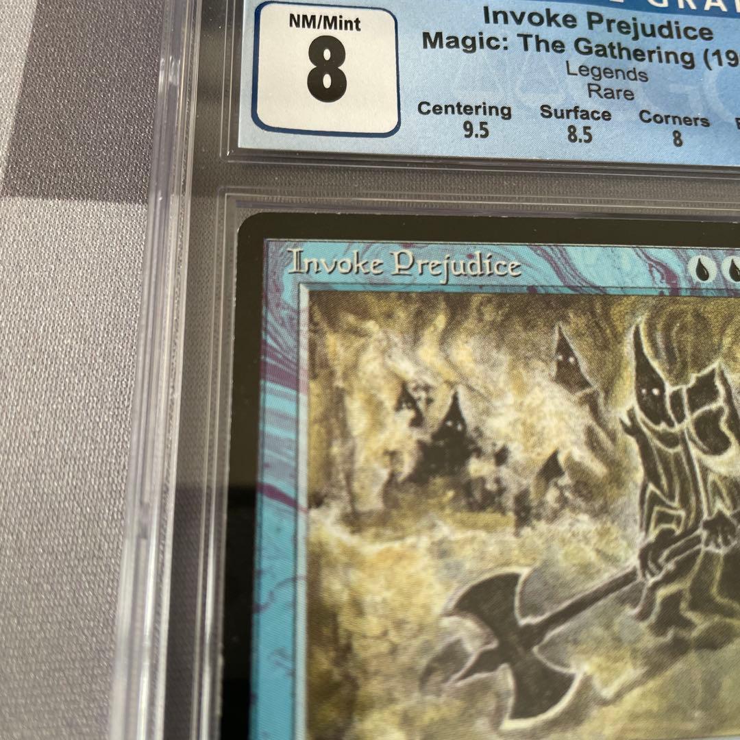 MTG (英)Invoke Prejudice (LEG) CGC8