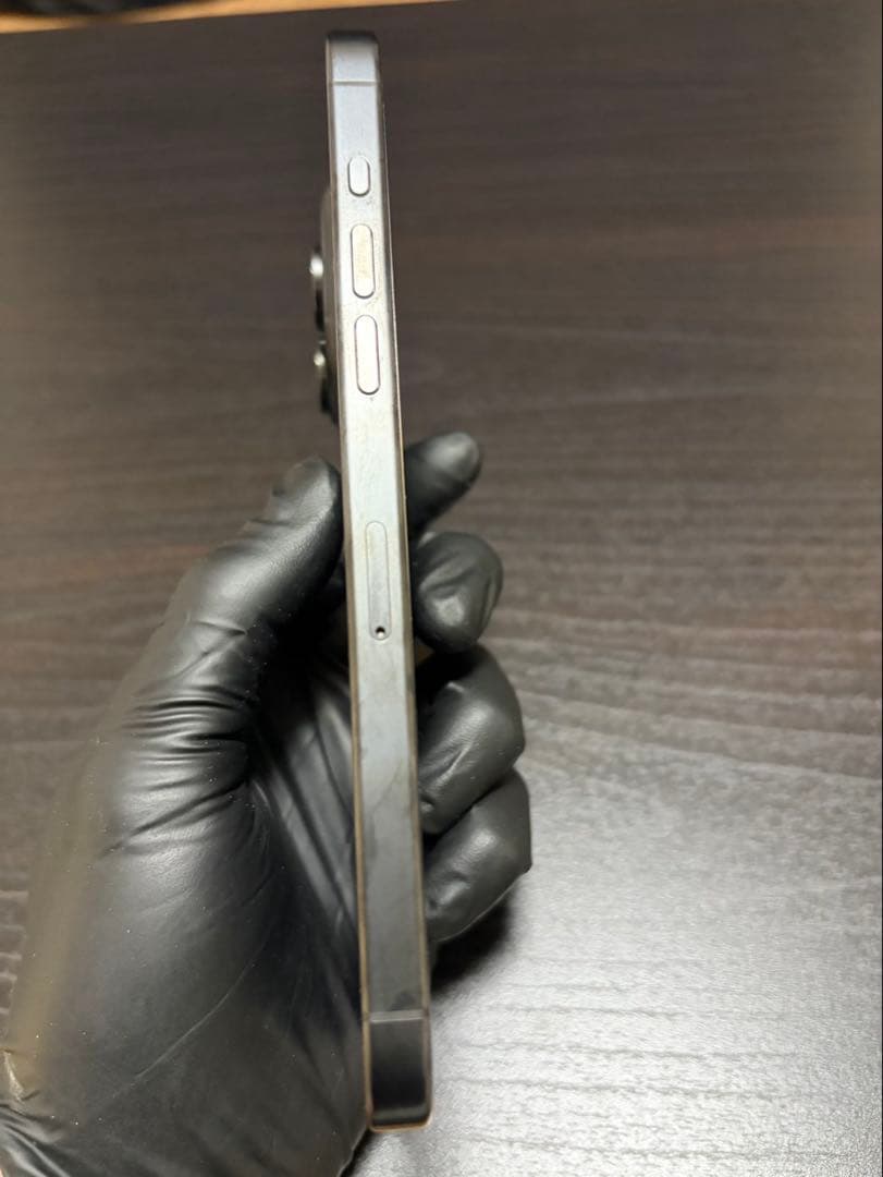 Apple iPhone 15 Pro Max 256GB本体