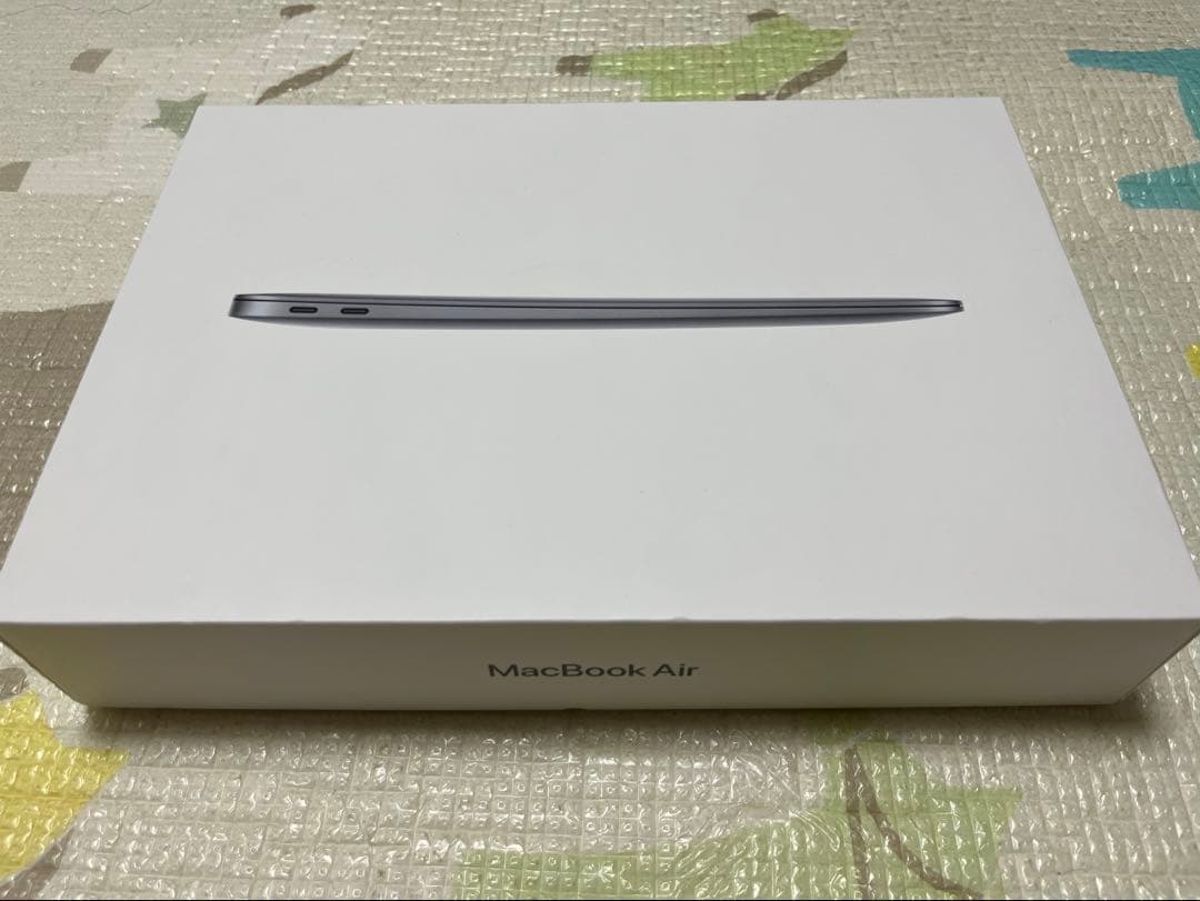 MacBook Air スペースグレー 本体＆ANKERメディアハブ他