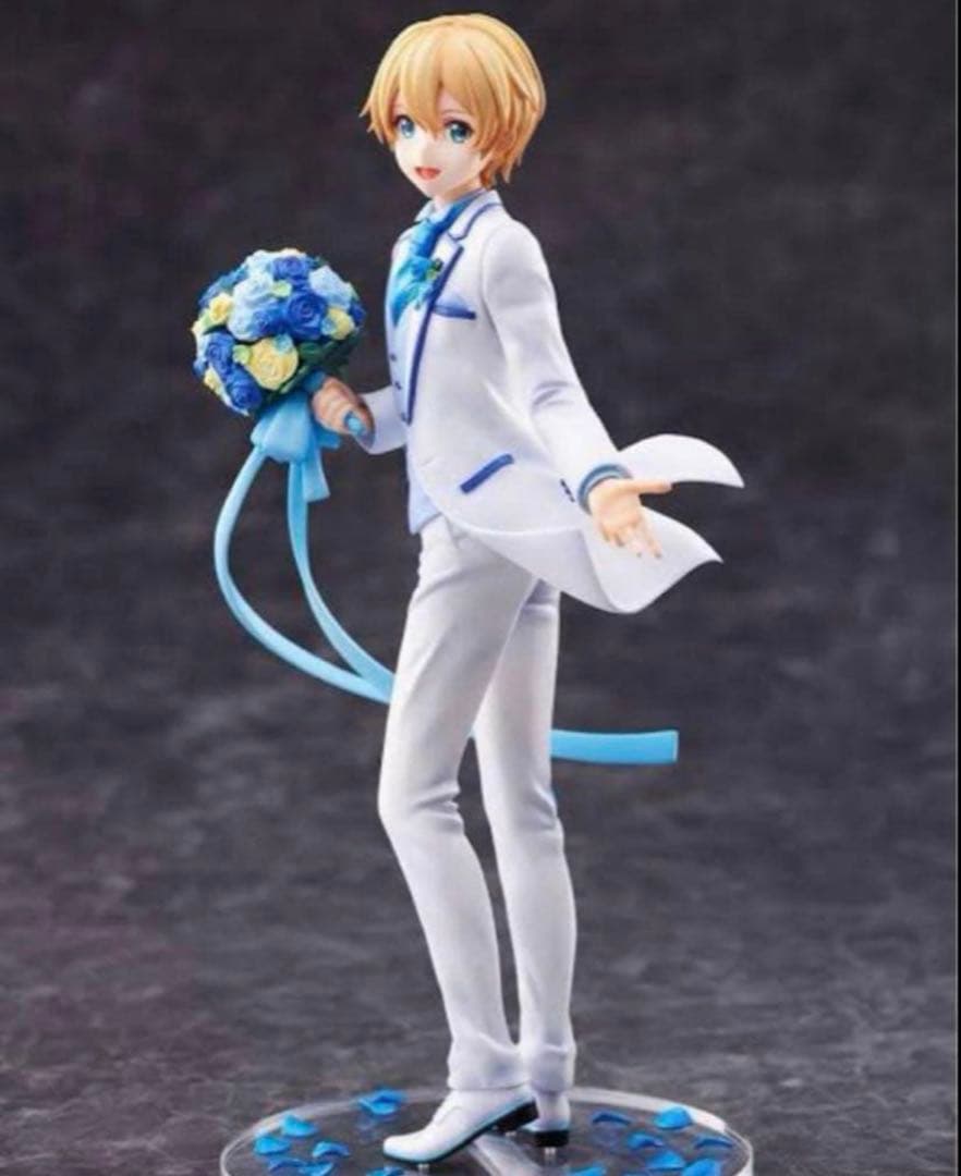 キリト アルターフィギュア & 白スーツ　ユージオフィギュア