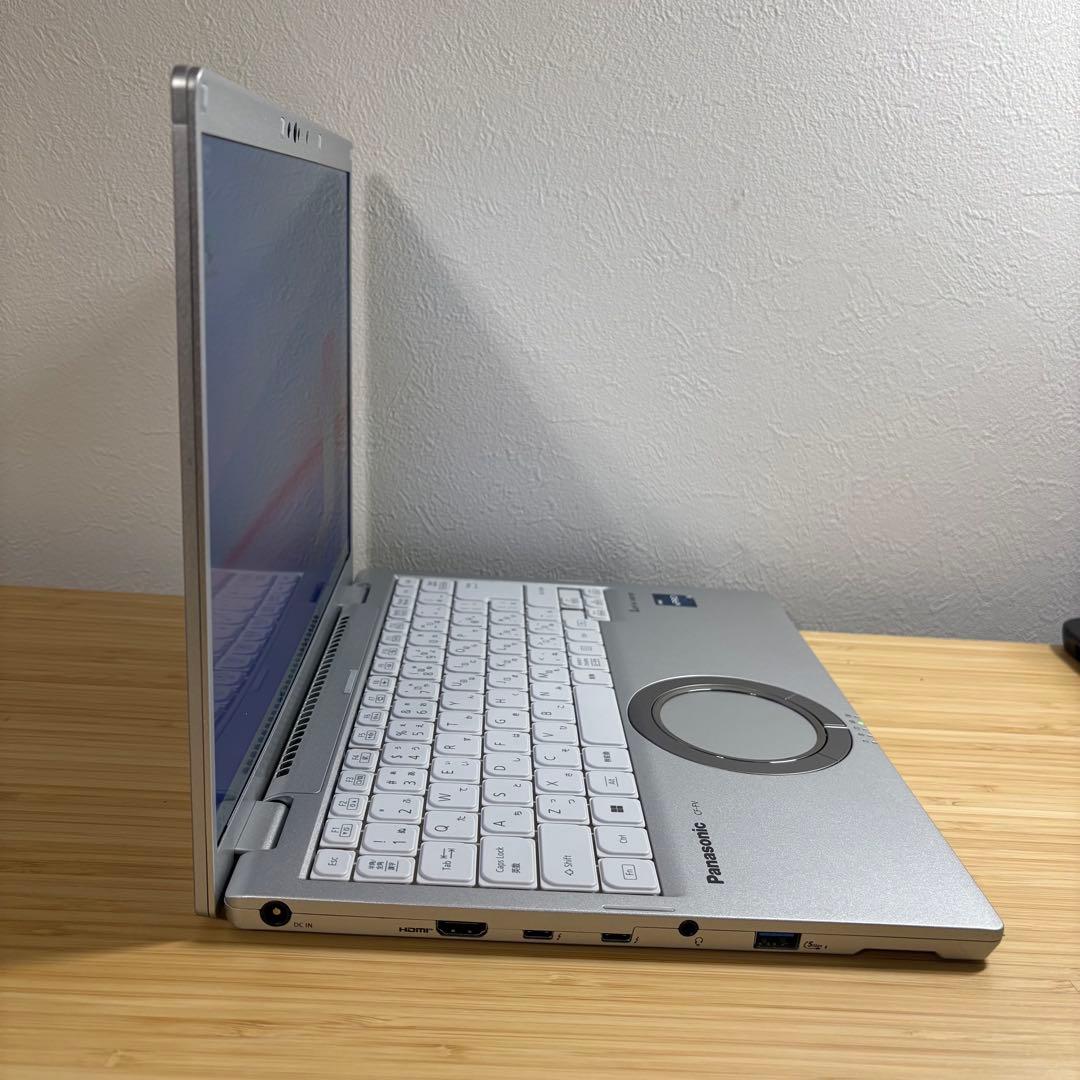 美品 パナソニック FV4 第13世代 i5-1345U 16G office