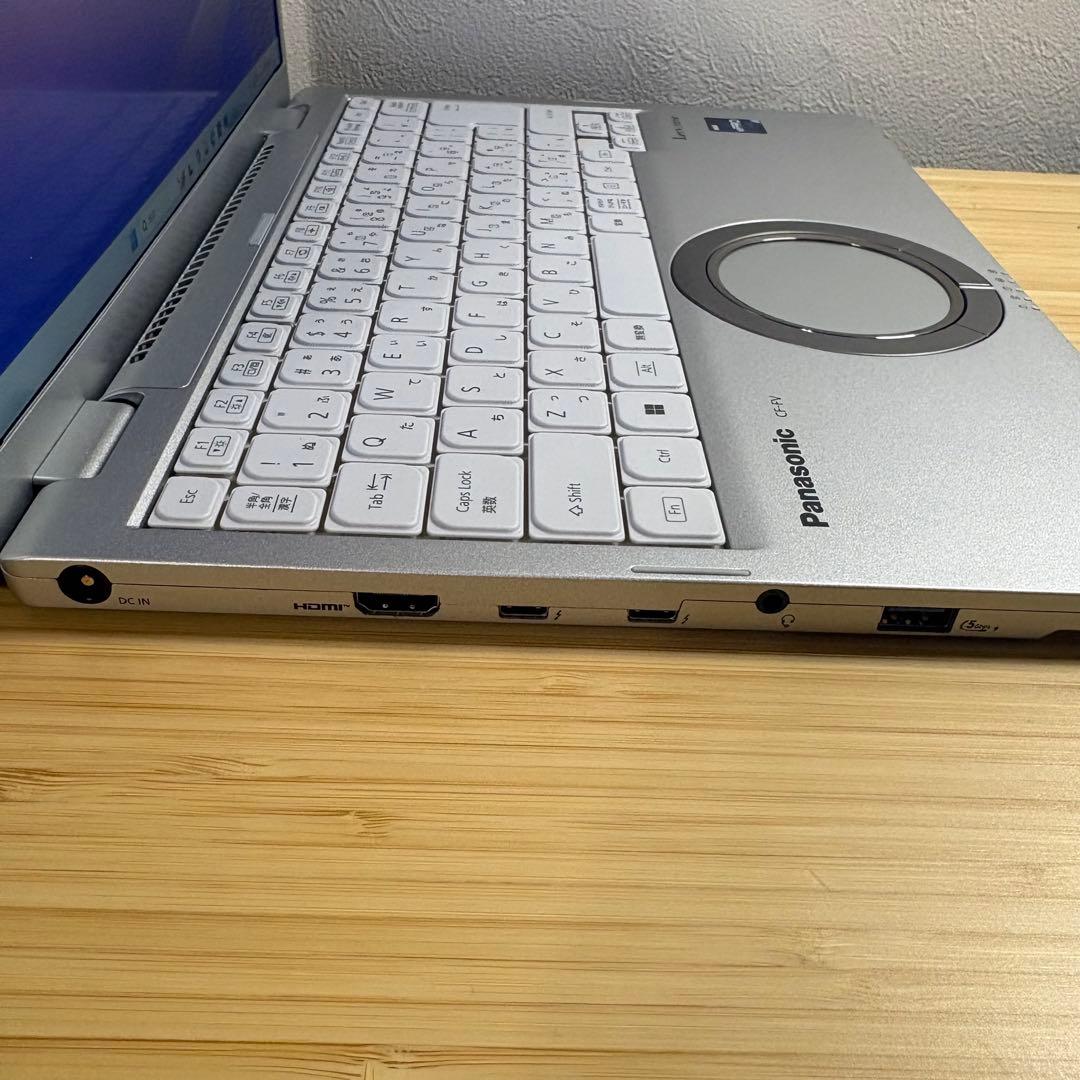 美品 パナソニック FV4 第13世代 i5-1345U 16G office