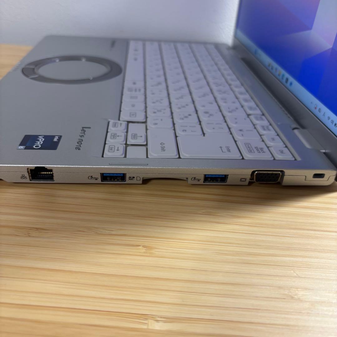 美品 パナソニック FV4 第13世代 i5-1345U 16G office