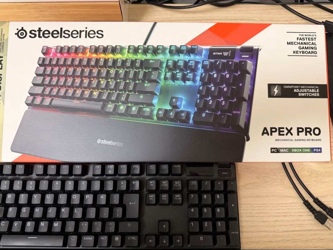 SteelSeries Apex Pro メカニカルキーボード
