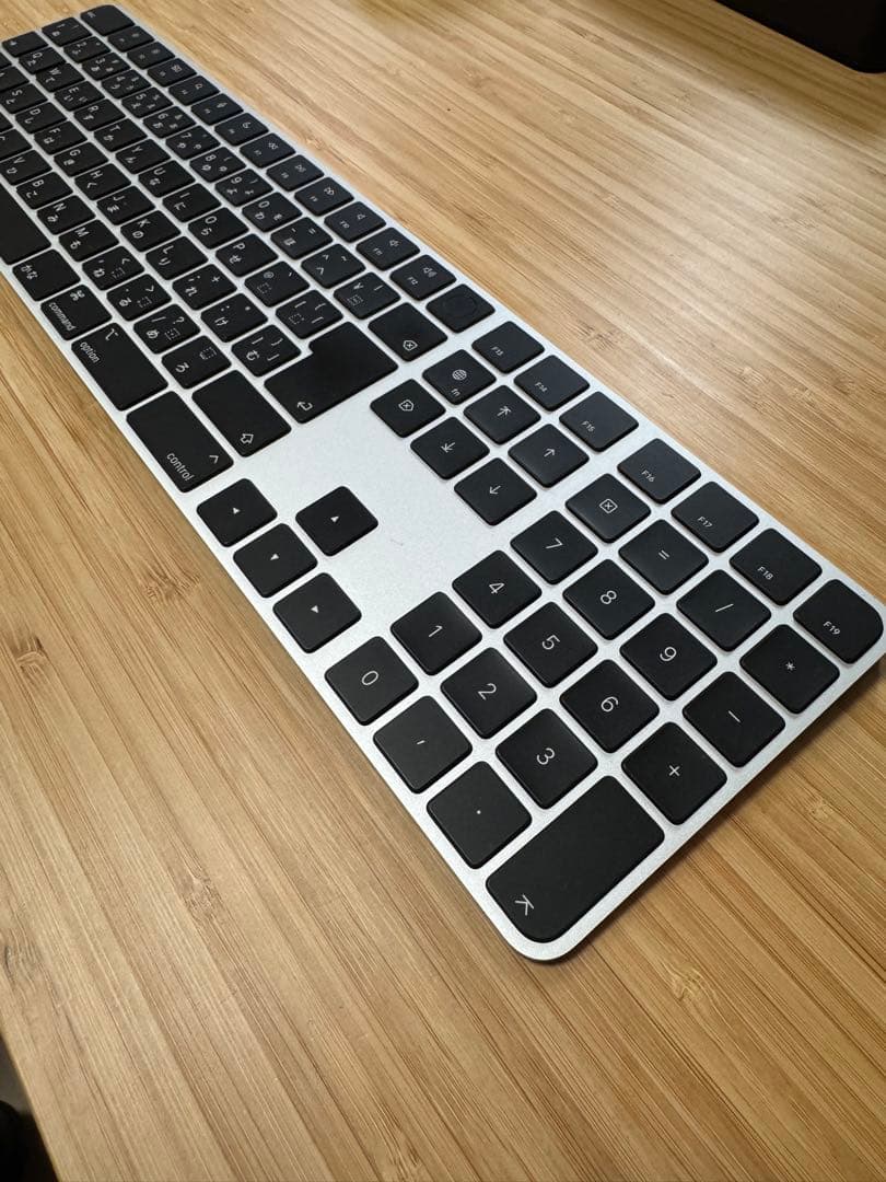 Apple Magic Keyboard 日本語配列　テンキー付き