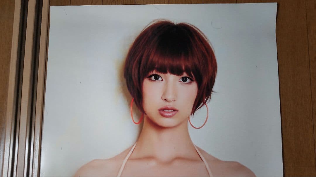 篠田 麻里子 等身大ポスター