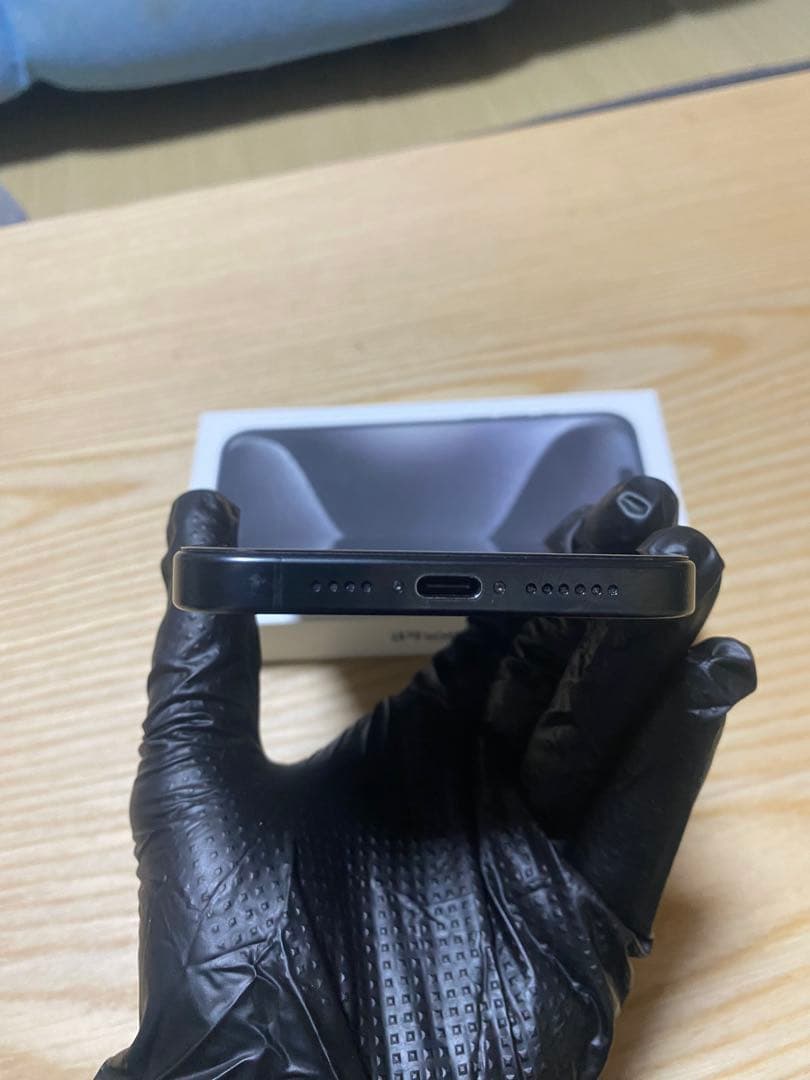 iPhone 15 Pro Maxスペースブラック
