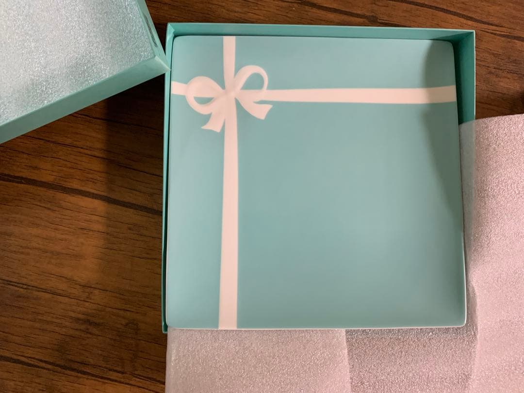 【新品】ティファニー プレート リボン 皿 食器 Tiffany & Co.