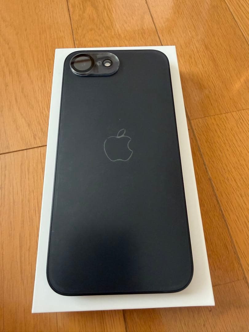 Apple iPhone16e 128GB ブラック
