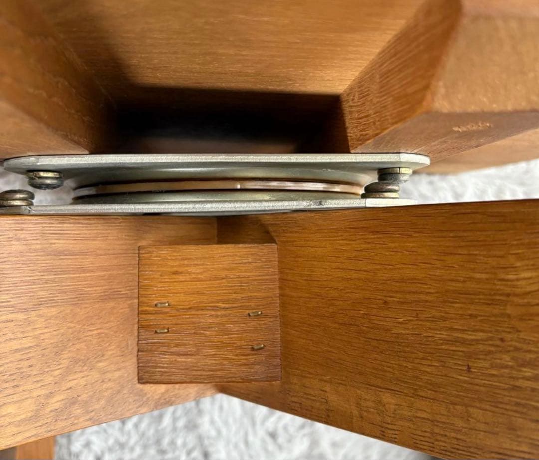 飛騨　イバタインテリア　回転椅子 ②