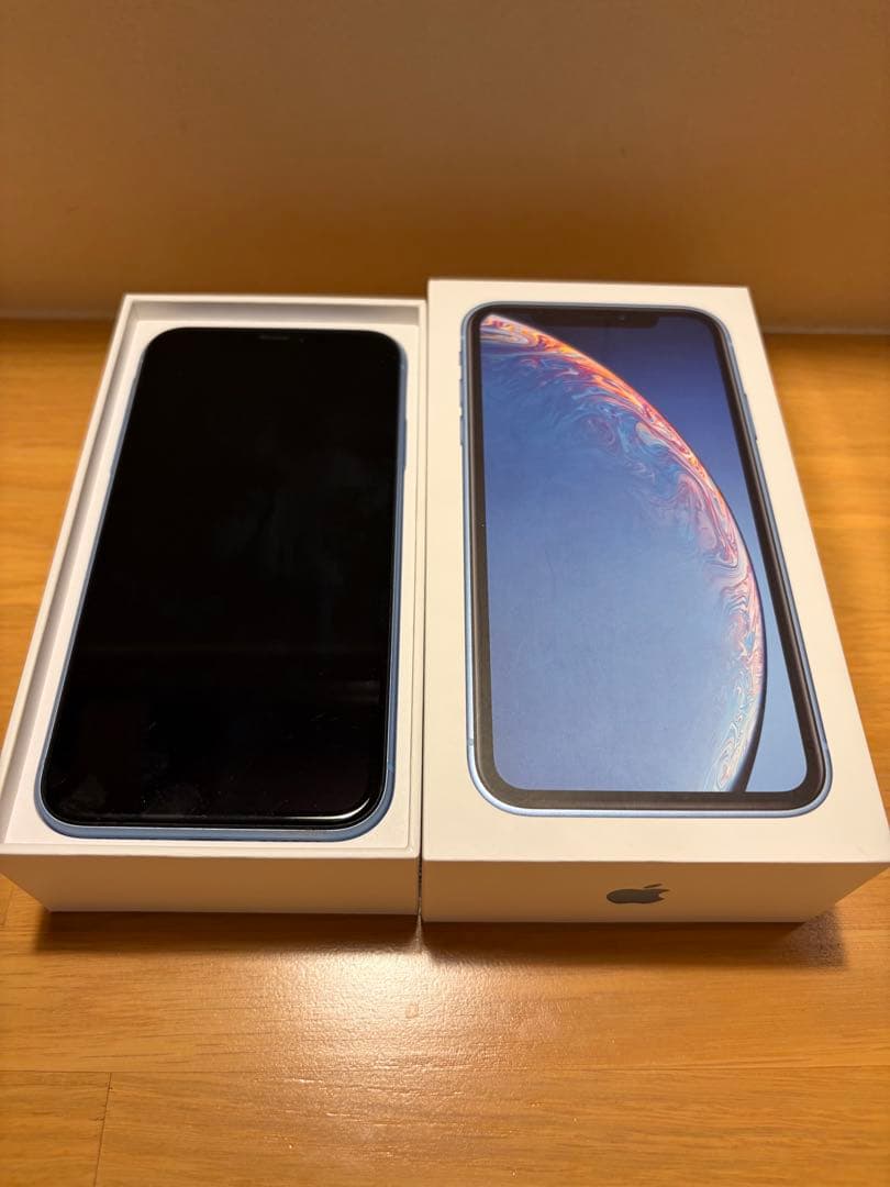 iPhoneXR ブルー64GB 本体 バッテリー70%