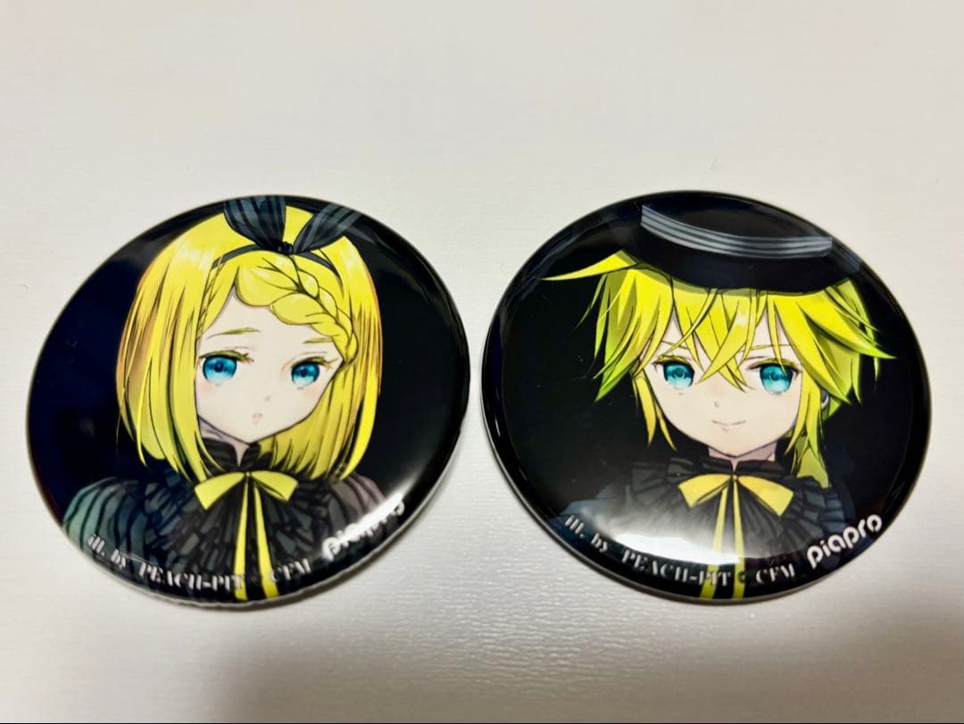 な*様 鏡音リン・鏡音レン　　初音ミク　ヴァンパイアフェス　缶バッジ　6個まとめ